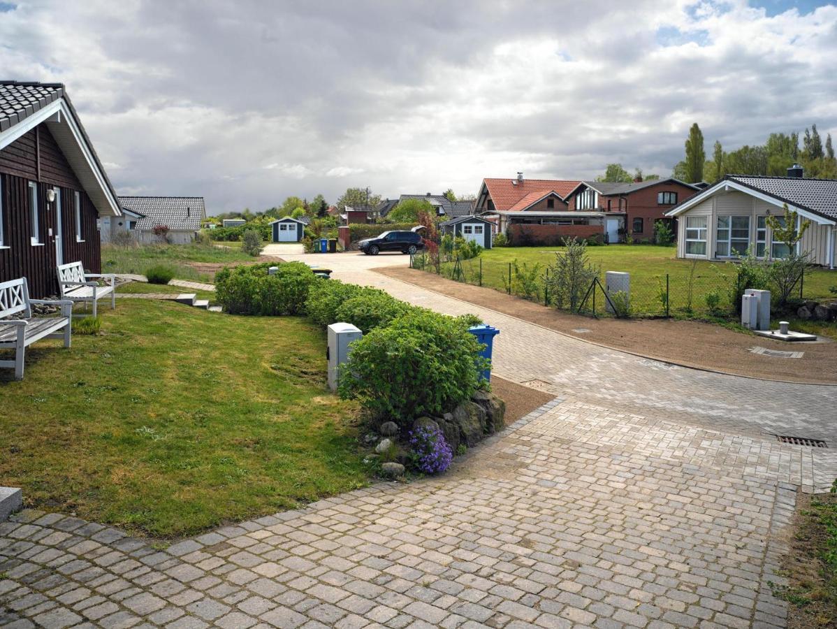 Daenische Ferienhaeuser Am Salzhaff Haus Vogelparadies Insula Poel Exterior foto